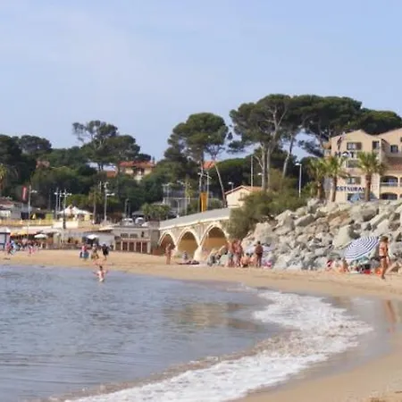 Apartment Rue Du Commerce Frejus